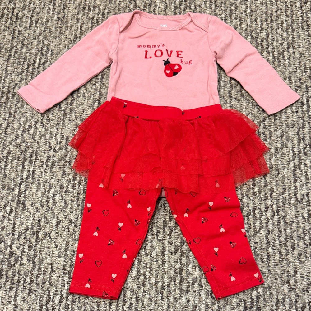 Infant Valentine’s Day set 9 months